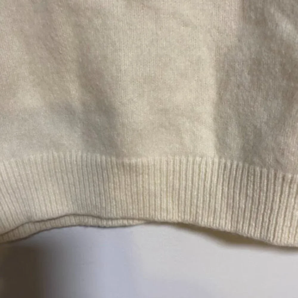 UNIQLO Cream Knit Crewneck Sweater – Size S - Picture 6 of 6